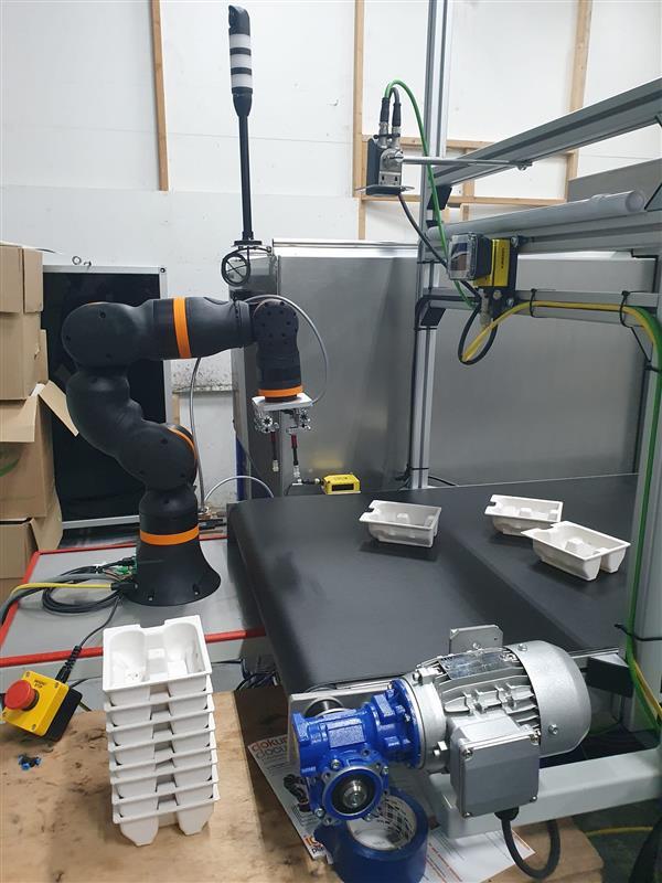 Camera based quality inspection with igus ReBeL