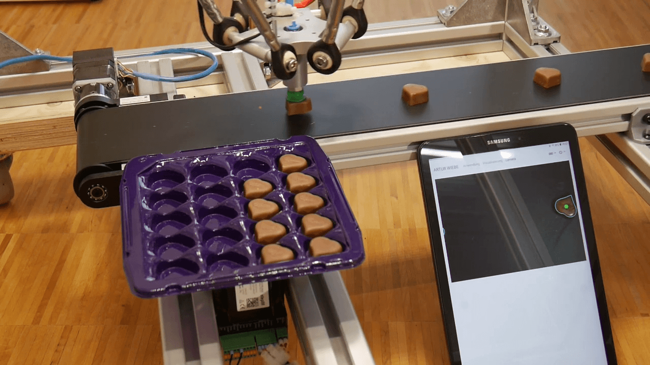 Chocolate sorting with Delta robot