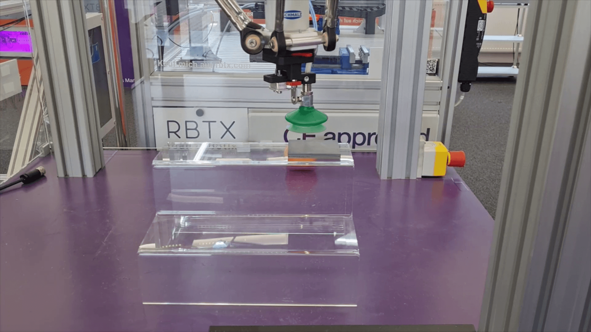 Plattenhandling mit Delta Roboter