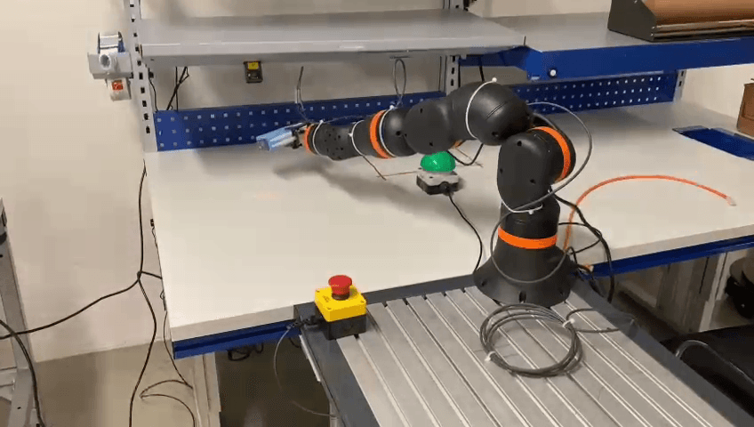 Cobot work table for reading barcodes