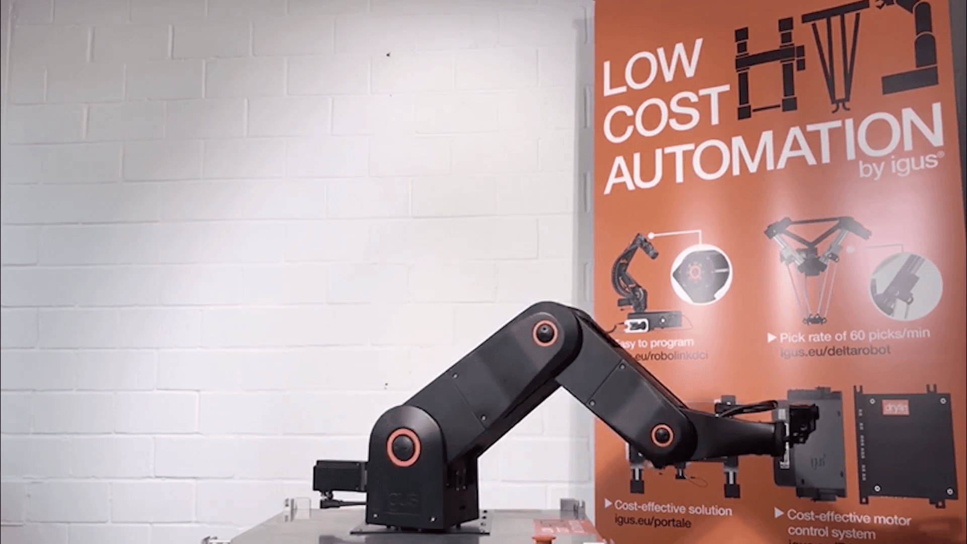 Five-axis robot and GoPro provide all-round visibility