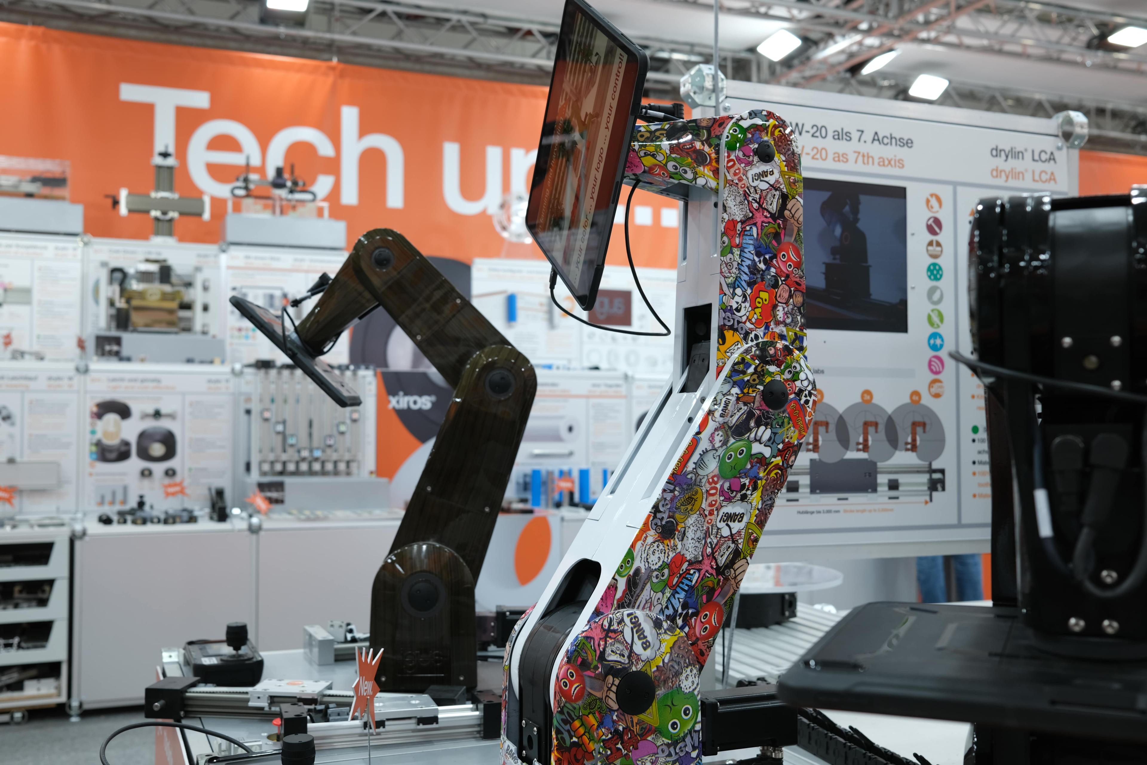 Robots as eye-catcher at trade fair
